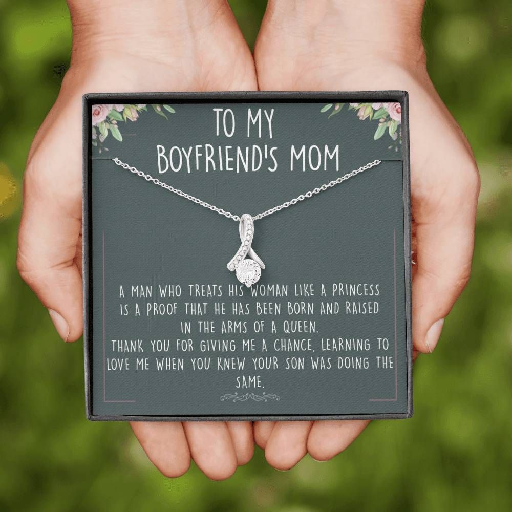 Boyfriends Mom Gift, Birthday Gift For Boyfriends Mom, Boyfriend Family, Boyfriends Mom Birthday Necklace
