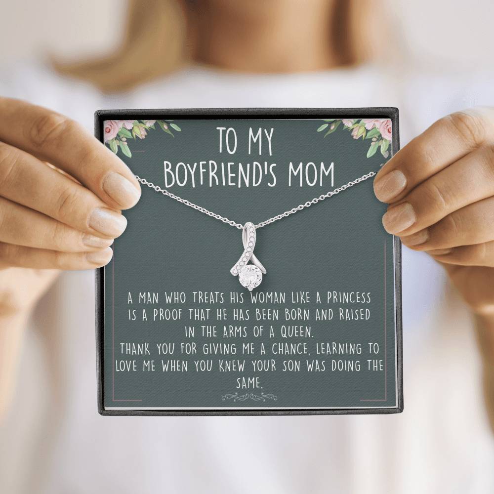 Boyfriends Mom Gift, Birthday Gift For Boyfriends Mom, Boyfriend Family, Boyfriends Mom Birthday Necklace